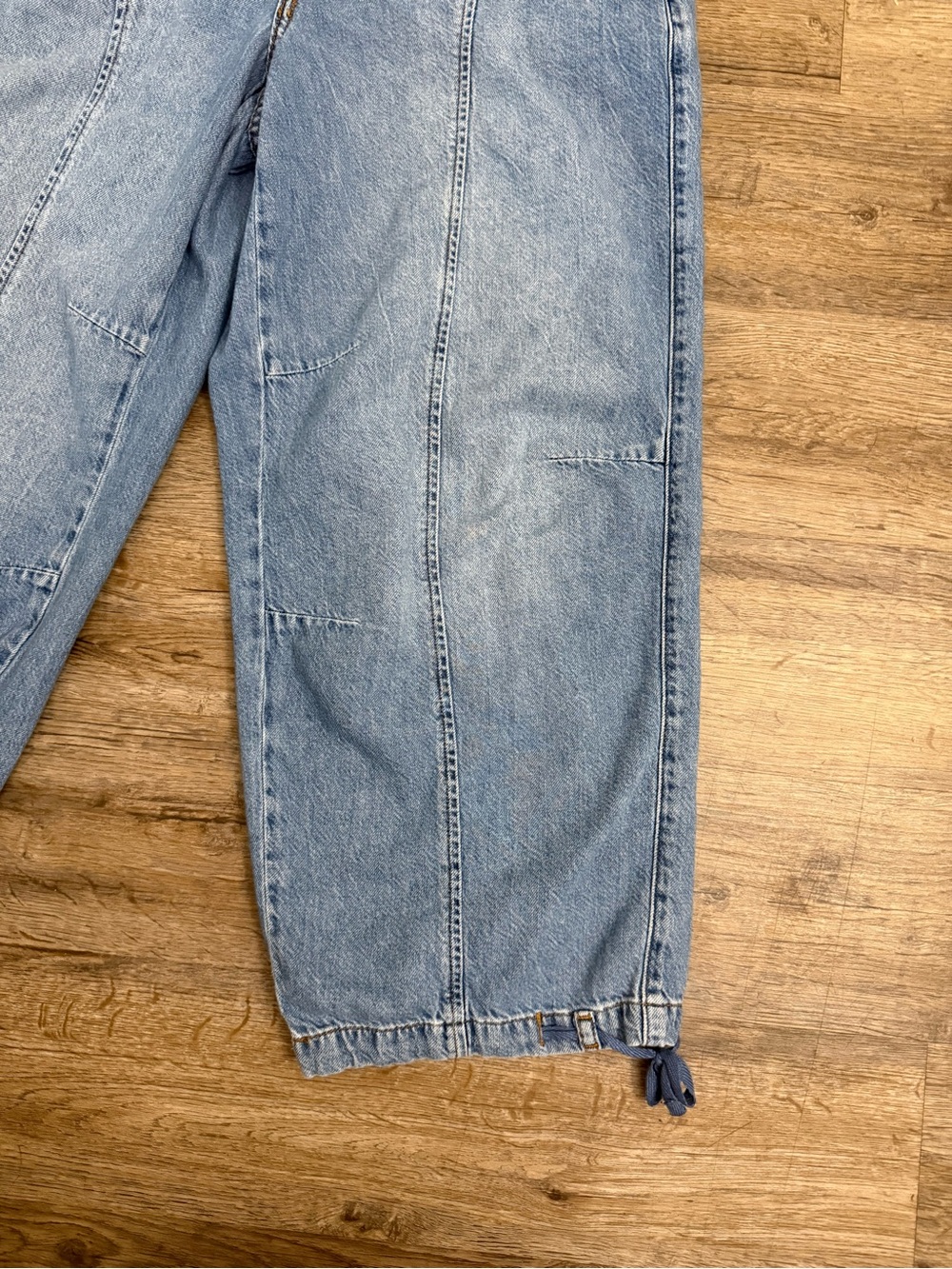 Pilcro • Beach Mid Rise Jeans - Picture 6 of 16
